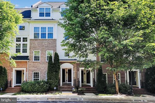 19461-19461 Dover Cliffs Cir, GERMANTOWN, MD, 20874-4663 | Card Image