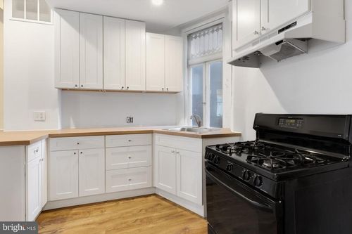 5147 Hazel Ave, PHILADELPHIA, PA, 19143-1512 | Card Image