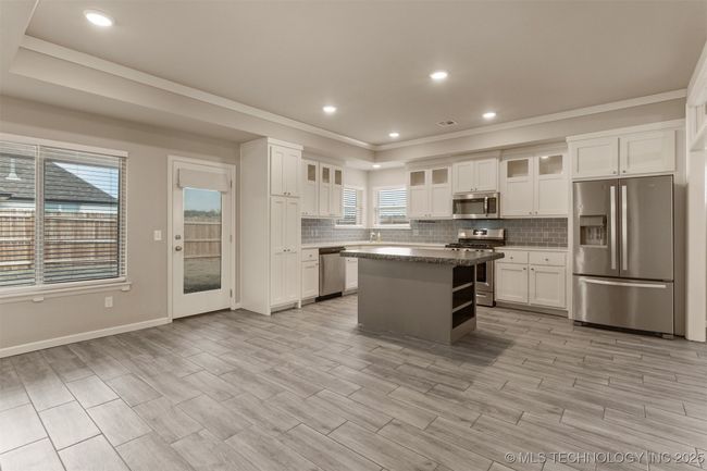 27623 109 Th St, House other with 3 bedrooms, 2 bathrooms and null parking in Coweta OK | Image 16