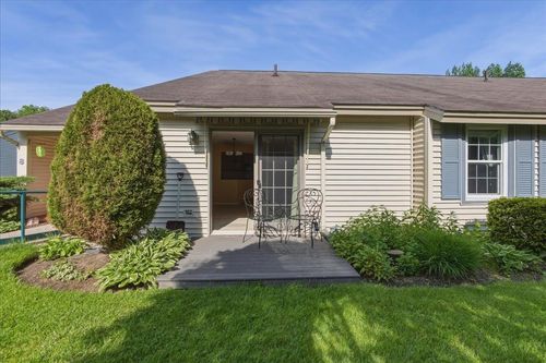 8250 The Terraces, Shelburne, VT, 05482-6678 | Card Image