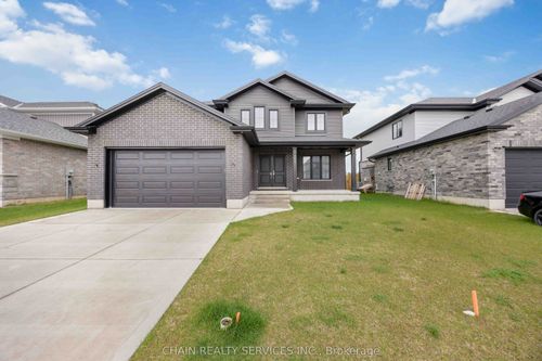 627 Ketter Way, Wyoming, ON, N0N1T0 | Card Image