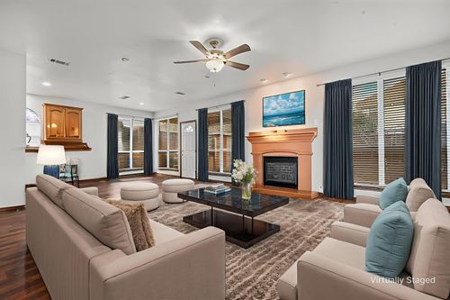 2829 Gray Rock Dr, Fort Worth, TX, 76131-2084 | Card Image