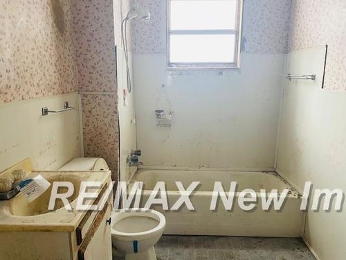 1855 Hastings St, Birch Run, MI, 48415-9036 | Card Image