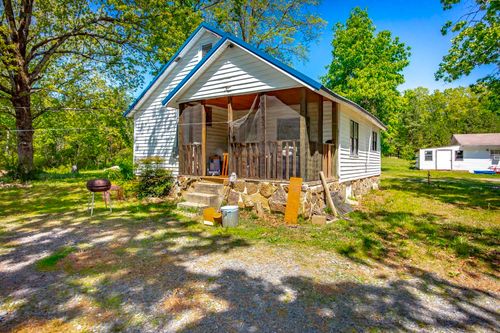 603 Razorback Dr, Clinton, AR, 72031-8818 | Card Image