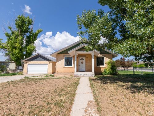 97 400, Aurora, UT, 84620-7613 | Card Image