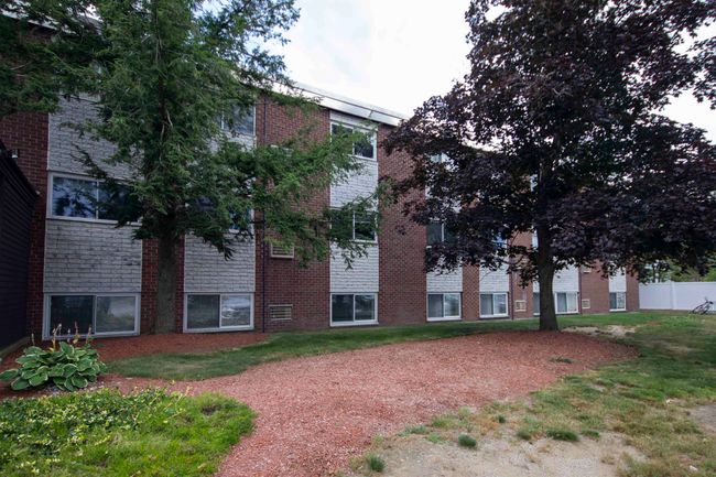 APT-10R - 128 Loudon Rd, Condo with 2 bedrooms, 1 bathrooms and null parking in Concord NH | Image 10