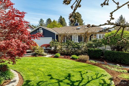 5681 Lenz Pl, Langley, WA, 98260-9717 | Card Image