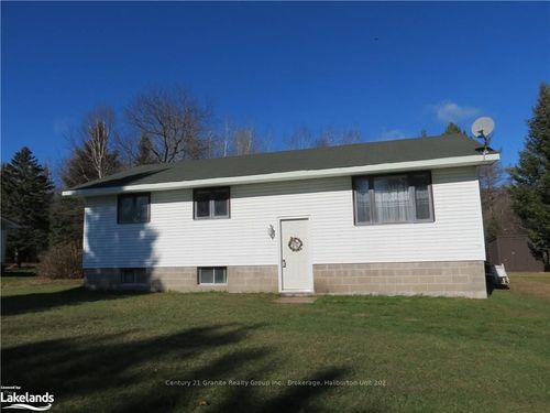 1010 Well St, Wilberforce, ON, K0L3C0 | Card Image