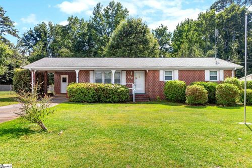 123 Pope St, Greenwood, SC, 29649-9049 | Card Image