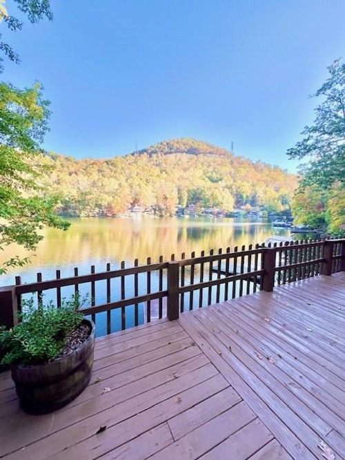 23 Moseley Way, Robbinsville, NC, 28771-0320 | Card Image