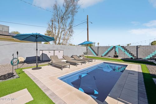 2101 N 25th Pl, Phoenix, AZ, 85008-2731 | Card Image