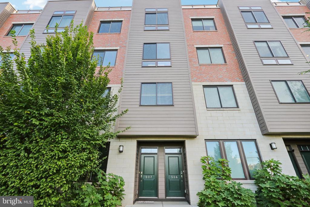 Lakeview Ct, King Of Prussia, PA 19406