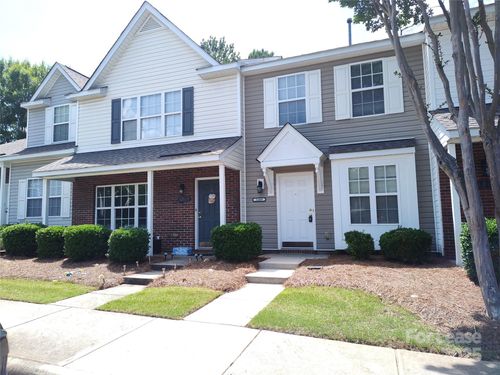 3209 Blythe Ridge Ct, Charlotte, NC, 28213-6894 | Card Image
