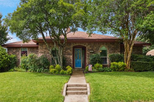 5113 Durango Dr, Garland, TX, 75043-3124 | Card Image