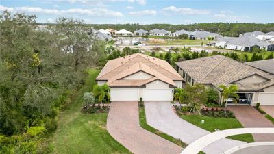 21050 Fetterbush Place, House other with 2 bedrooms, 2 bathrooms and null parking in Venice FL | Image 2