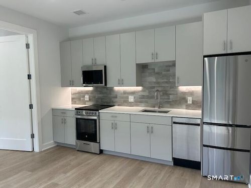 500-460a Summer Street, Stamford, CT, 06901 | Card Image
