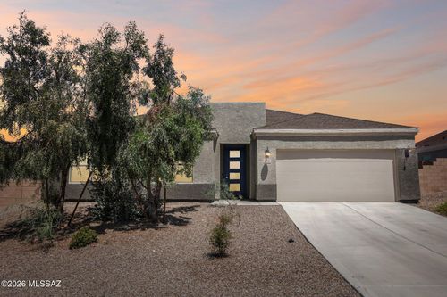 670 W Lexington Street, Vail, AZ, 85641 | Card Image