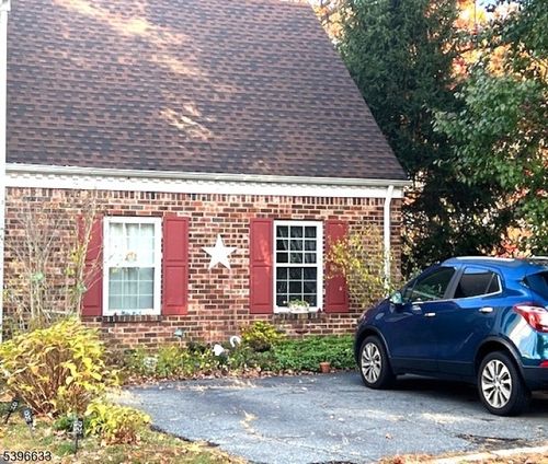 44 Van Pelt Ct, East Brunswick, NJ, 08816-3677 | Card Image