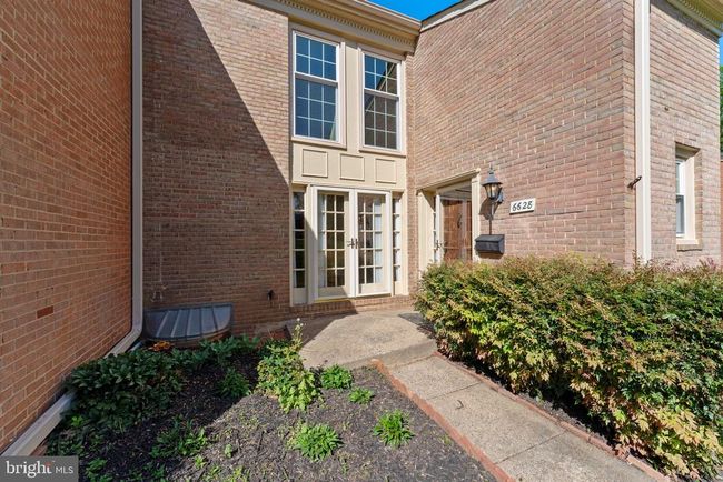 6628 Midhill Pl, Townhouse with 3 bedrooms, 3 bathrooms and null parking in FALLS CHURCH VA | Image 33