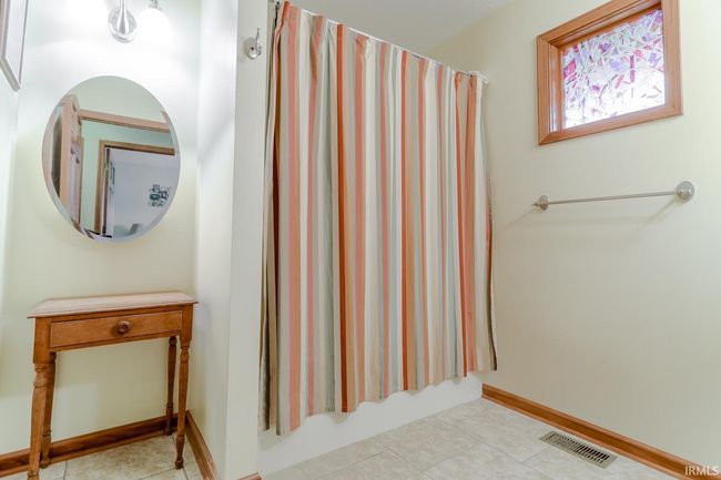6730 Pretty Prairie Rd, House other with 3 bedrooms, 2 bathrooms and null parking in Battle Ground IN | Image 25
