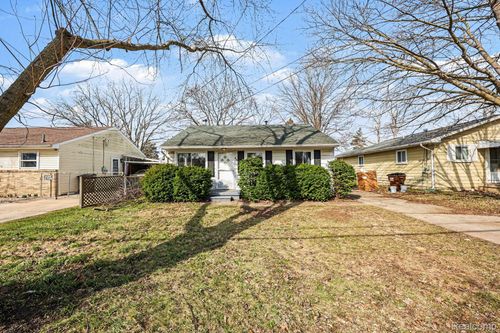 400 Anderson St, Milan, MI, 48160-1626 | Card Image