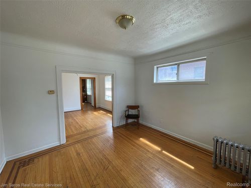 12080 Saint Aubin St, Hamtramck, MI, 48212-2627 | Card Image