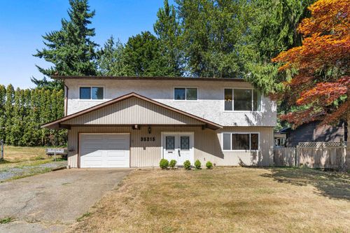 35215 Mckee Rd, Abbotsford, BC, V2S6K5 | Card Image