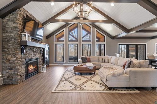 3960 Peyton Ln, Hermantown, MN, 55811-2888 | Card Image