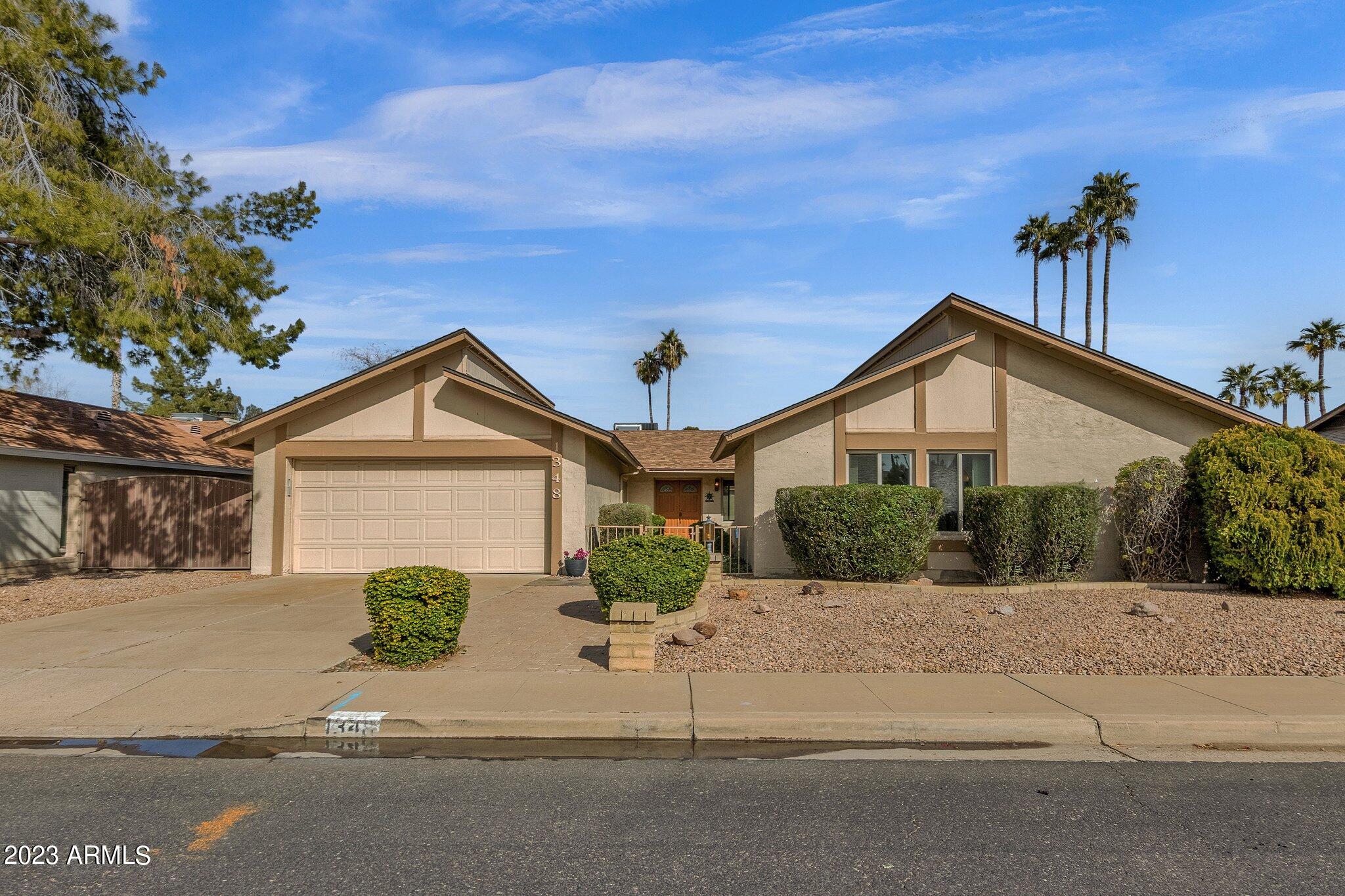 1348-w-medina-avenue-sold-in-mesa-zoocasa