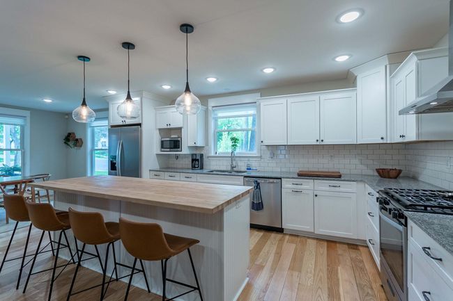 320 7 Th St W, House other with 4 bedrooms, 3 bathrooms and null parking in Hastings MN | Image 22