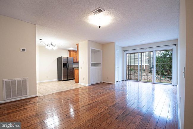 APT-101 - 12009 Golf Ridge Ct, Condo with 3 bedrooms, 2 bathrooms and null parking in FAIRFAX VA | Image 9