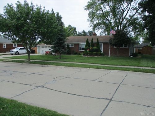 17271 Hamilton Avenue, Allen Park, MI, 48101 | Card Image