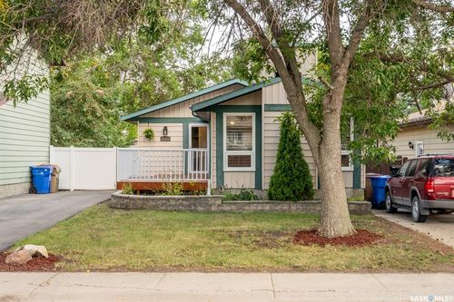 6711 Collins Bay, Regina, SK, S4X1T1 | Card Image