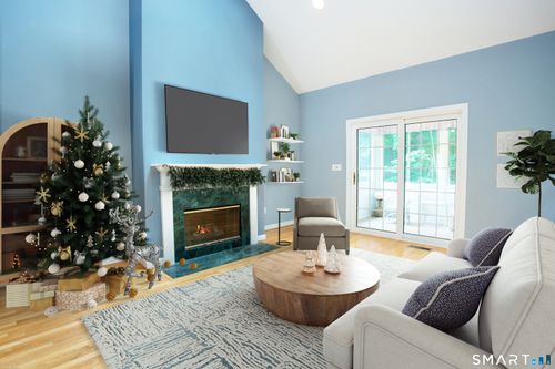 14 Brettonwood Dr, Simsbury, CT, 06070-1443 | Card Image