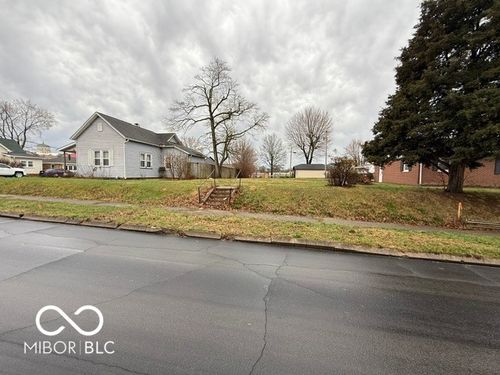 323 E Kruzan Street, Brazil, IN, 47834 | Card Image
