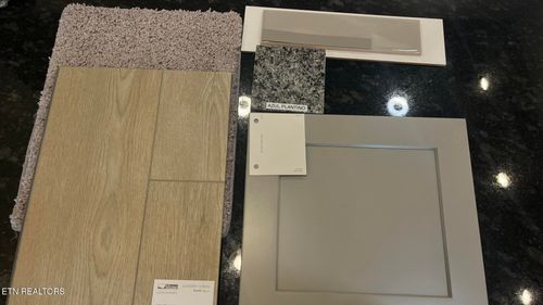 8906 Keenberg Ln, Knoxville, TN, 37931-3769 | Card Image