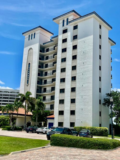 302-370 Golfview Rd, North Palm Beach, FL, 33408-3557 | Card Image
