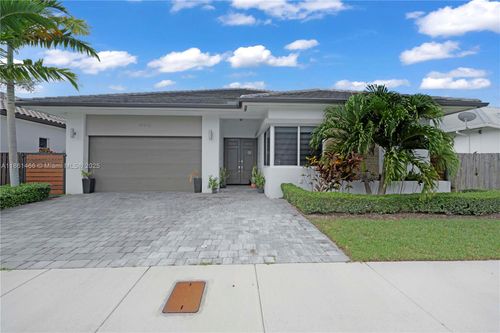 15012 Sw 177th Ter, Miami, FL, 33187-6830 | Card Image