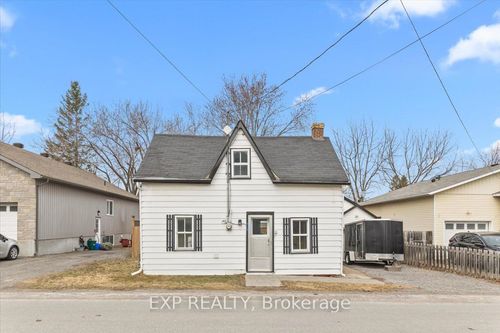 509 George St E, Kemptville, ON, K0G1J0 | Card Image