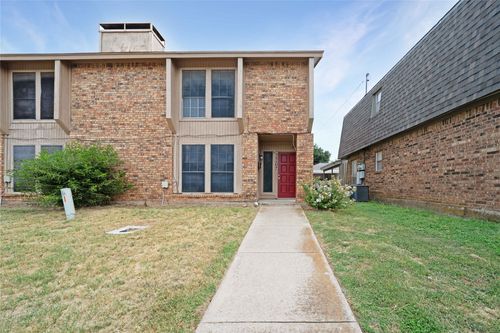 2207-2205 Chase Court, Dalworthington Gardens, TX, 76013 | Card Image