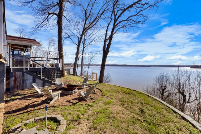 591 Shore Dr, House other with 3 bedrooms, 2 bathrooms and 2 parking in Big Sandy TN | Image 12