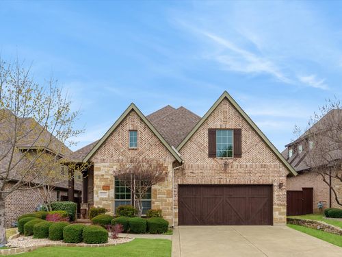 2115 N Hill Dr, Irving, TX, 75038-6218 | Card Image