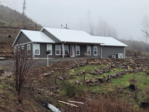 10855 Kubin Rd Se, Lyons, OR, 97358-9514 | Card Image