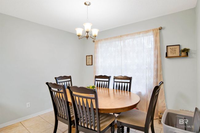 Dining Area | Image 15