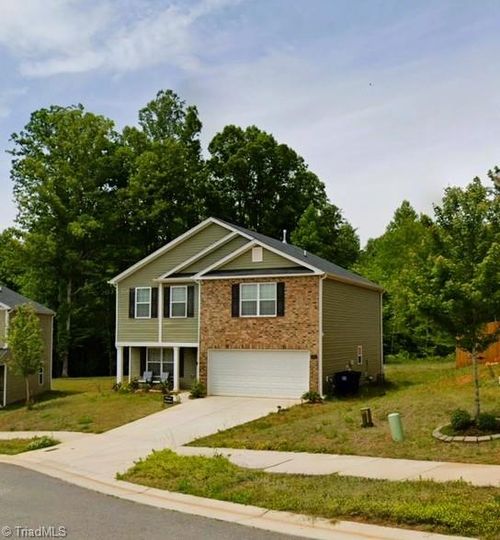 6801 Capstone Ct, Rural Hall, NC, 27045-9952 | Card Image