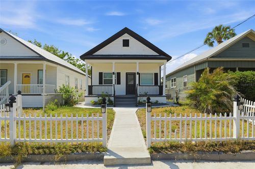 2120 W Nassau Street, TAMPA, FL, 33607 | Card Image
