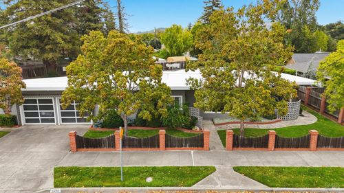 2490 Main Street, Napa, CA, 94558 | Card Image