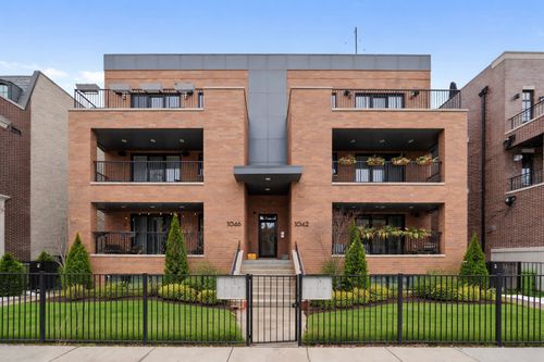 3-1042 W Altgeld St, Chicago, IL, 60614-2227 | Card Image