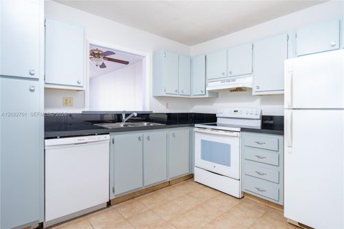 410-406 Nw 68th Ave, Plantation, FL, 33317-7526 | Card Image