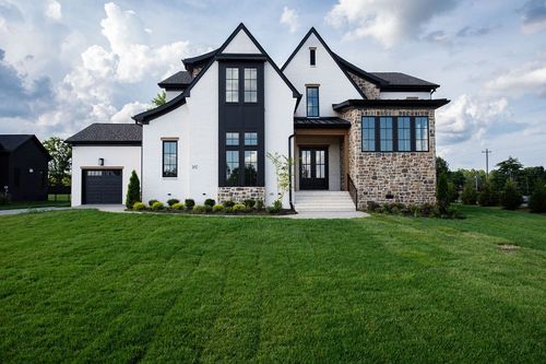 102 Autumn Breeze Dr, Mount Juliet, TN, 37122-2756 | Card Image